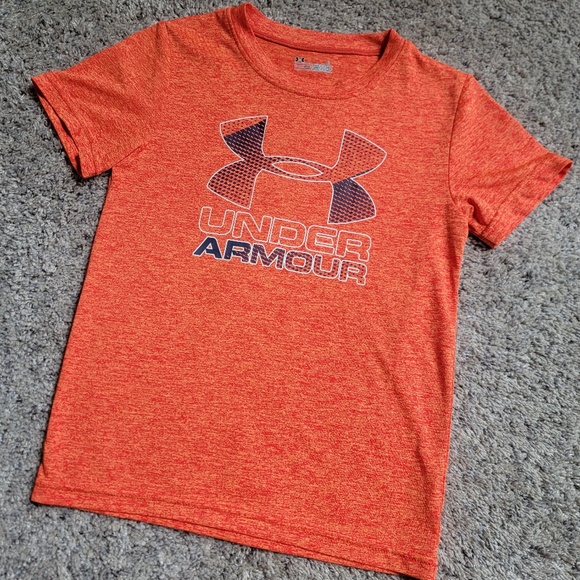 Under Armour boys top in size 6 - Picture 1 of 3